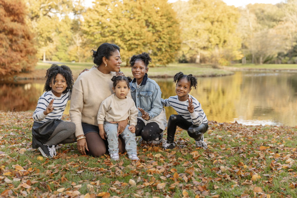 mom with four kids